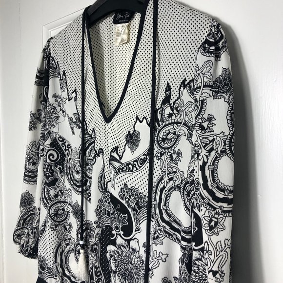 Diane Freis Women's Black and White Print Two-Piece Set - Picture 3 of 11